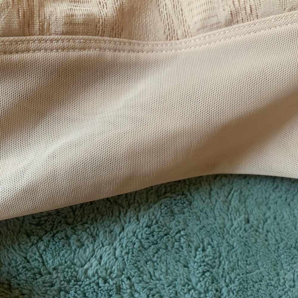 Alo - Picture 4 of 4